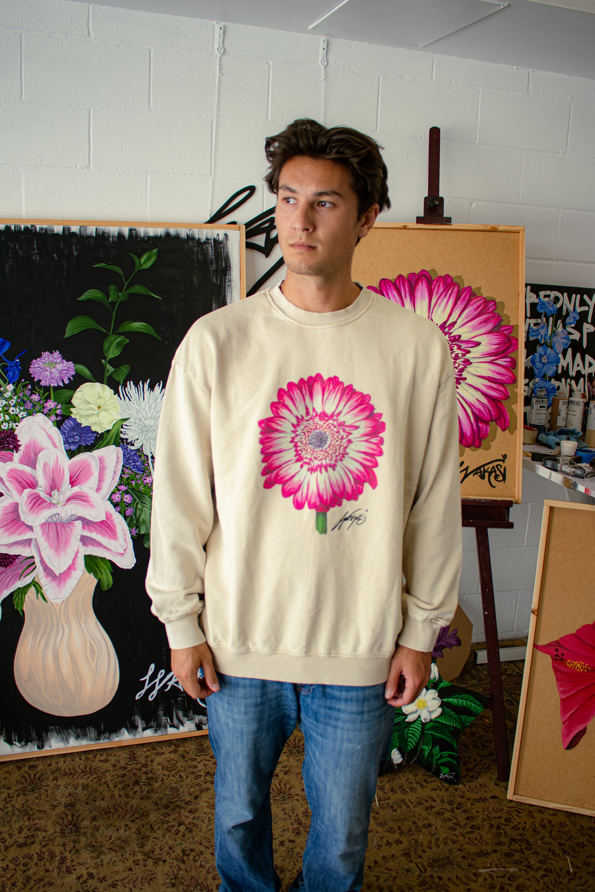 Gerbera Crewneck