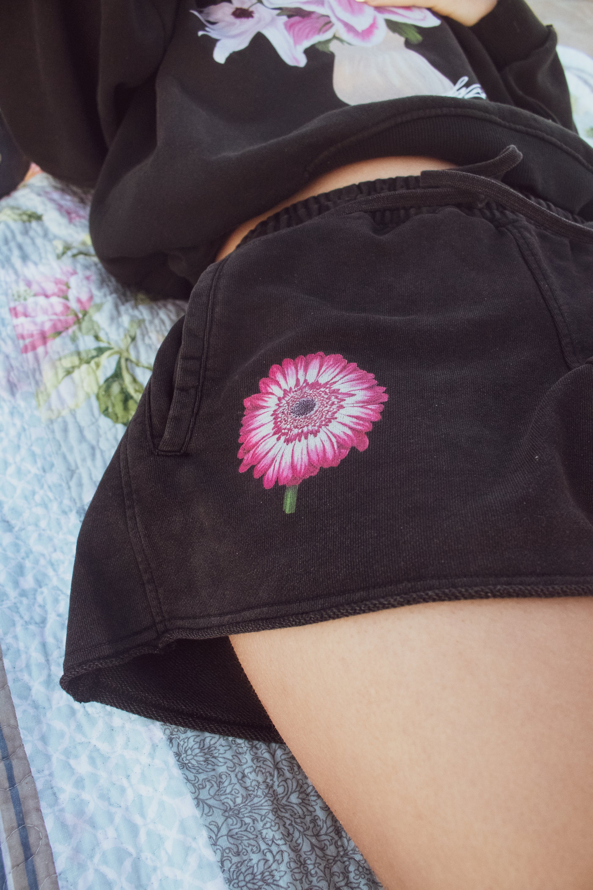 Signature Women's Shorts